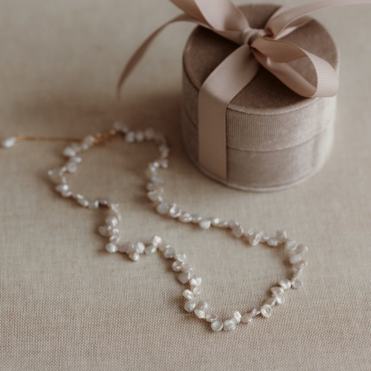 Golden Brielle silver necklace - Natural pearls