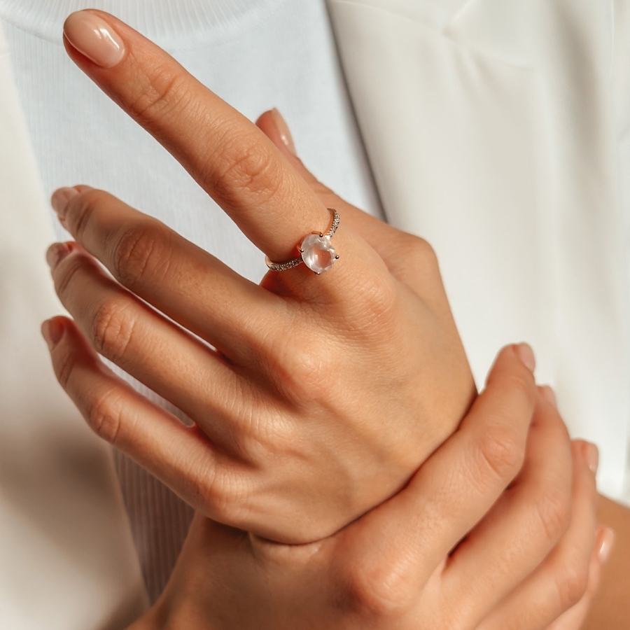 Rose Reina Silver Ring - Rose Quartz, Zirconium